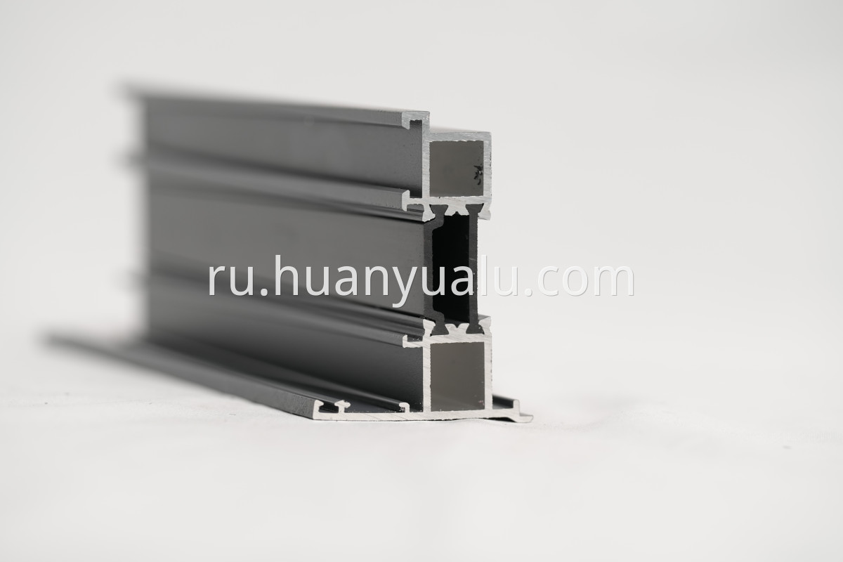Thermal insulation profiles